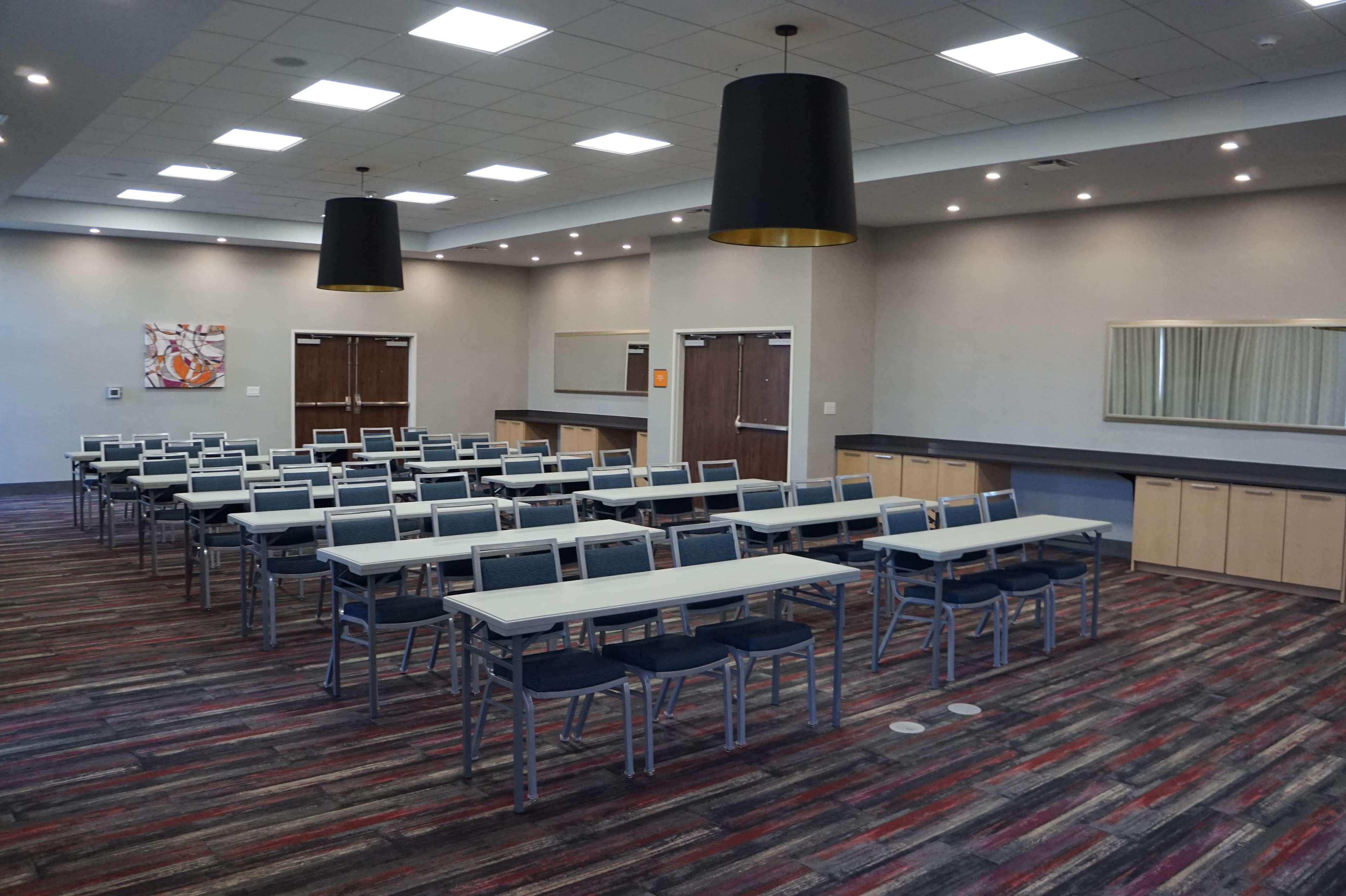 La Quinta Inn & Suites By Wyndham לואיסוויל מראה חיצוני תמונה