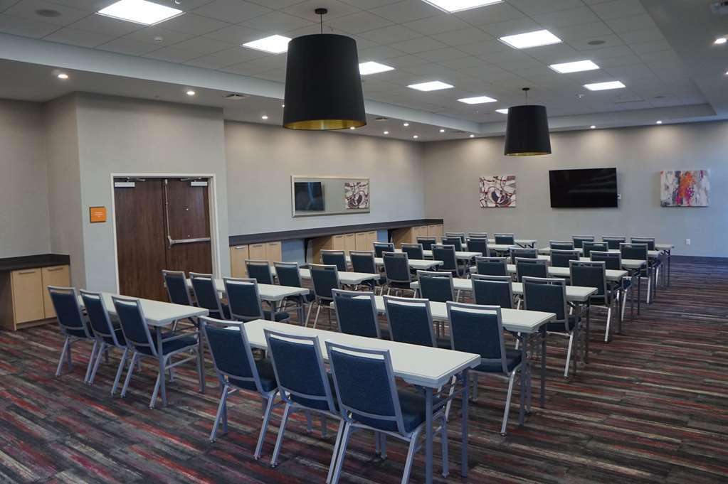 La Quinta Inn & Suites By Wyndham לואיסוויל מתקנים תמונה